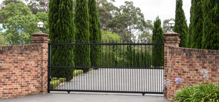 sliding-driveway-gate-repair Yorba Linda